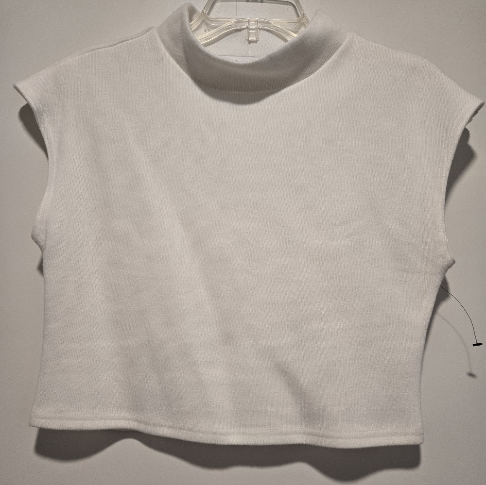 bishop + young Crop Top